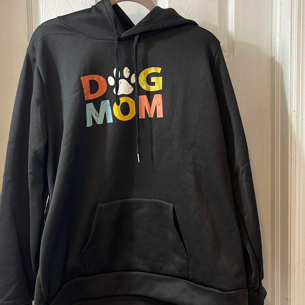 Womens Dog Mom Hoodie.